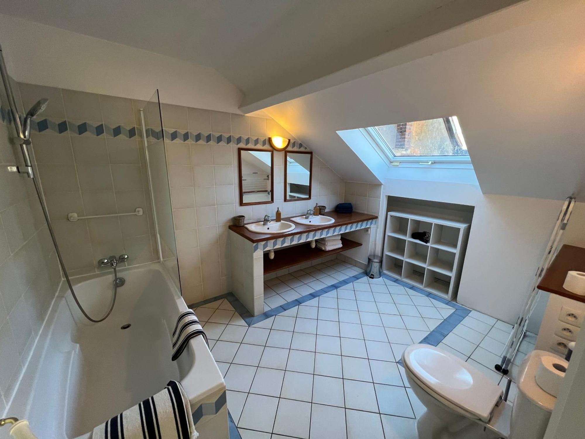 Bed and Breakfast Le Moulin De Corneil Mezilles Екстер'єр фото